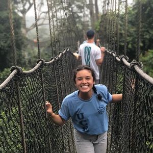 Meet your Posher, Nicole